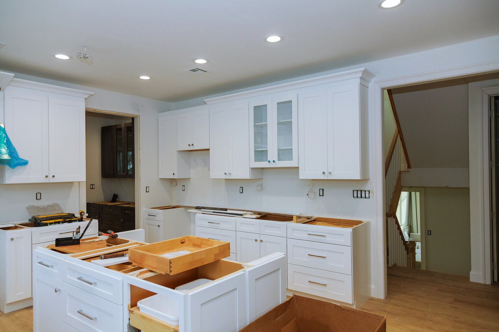 Google Ads vs Meta Ads: Which Are Best For Kitchen Remodeling Contractors?